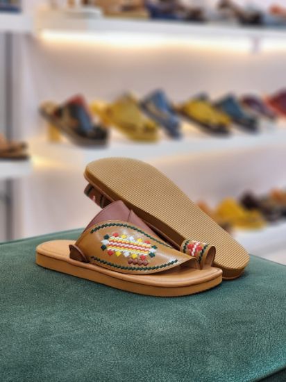 صورة زبيري وطني مطرز سدو مديل م71